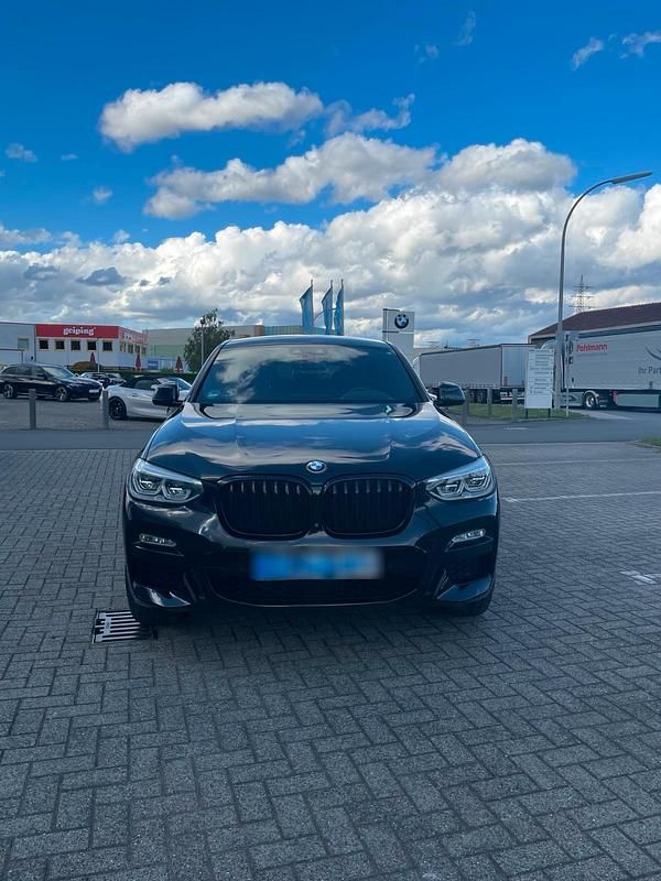 Schwarz Gebraucht 2018 BMW X4 M Sport SUV | 30.800 € (Fairer Preis) - Bild 1/4