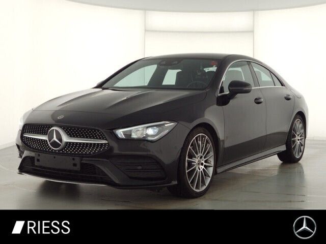 Schwarz Gebraucht 2022 Mercedes CLA180 Limousine | 31.900 € (Teuer) - Bild 1/4