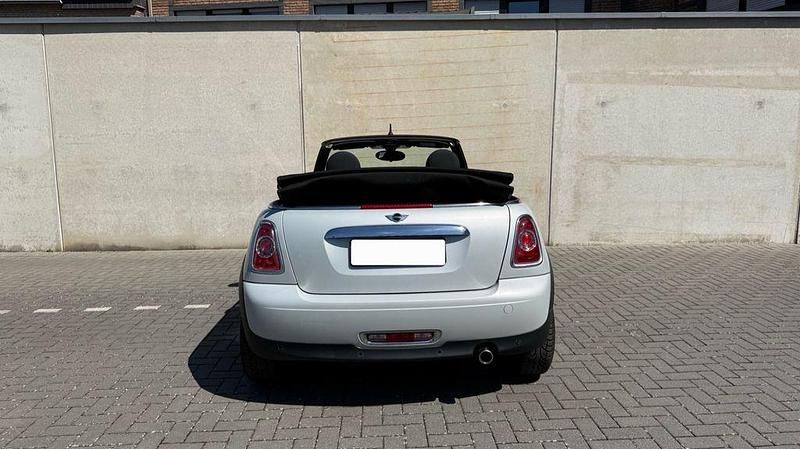 Second-hand Mini One Cabriolet 98 CP (72 kW) 2015 Argintiu Cabrio