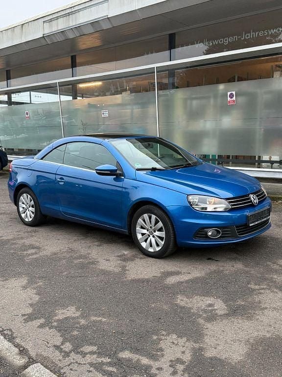 Blau Gebraucht 2013 VW Eos Cabrio | 6.790 € (Fairer Preis) - Bild 1/4
