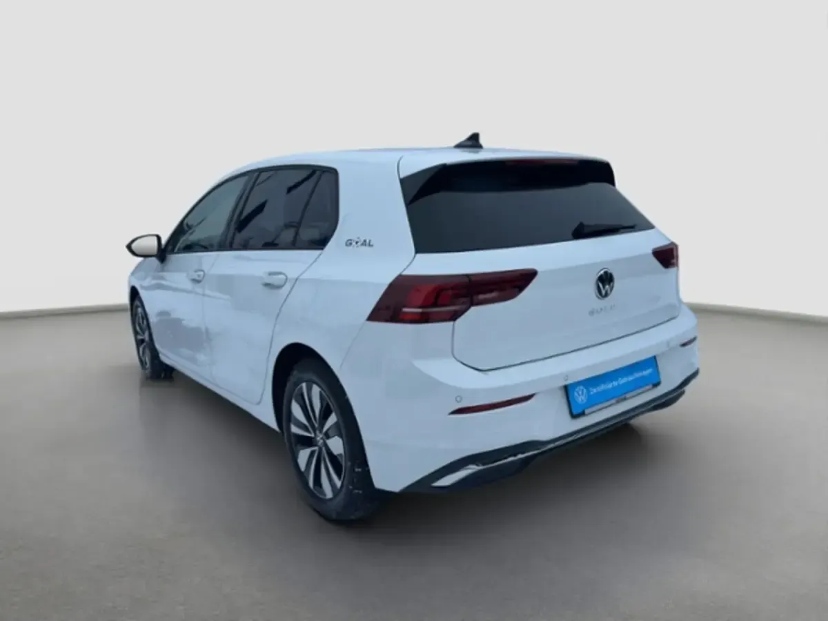 Gebraucht VW Golf VIII Goal 150 PS (110 kW) 2025 Weiß (pure white) Limousine