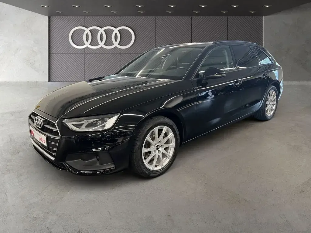 Gebraucht Audi A4 Sport 150 PS (110 kW) 2023 Schwarz Kombi