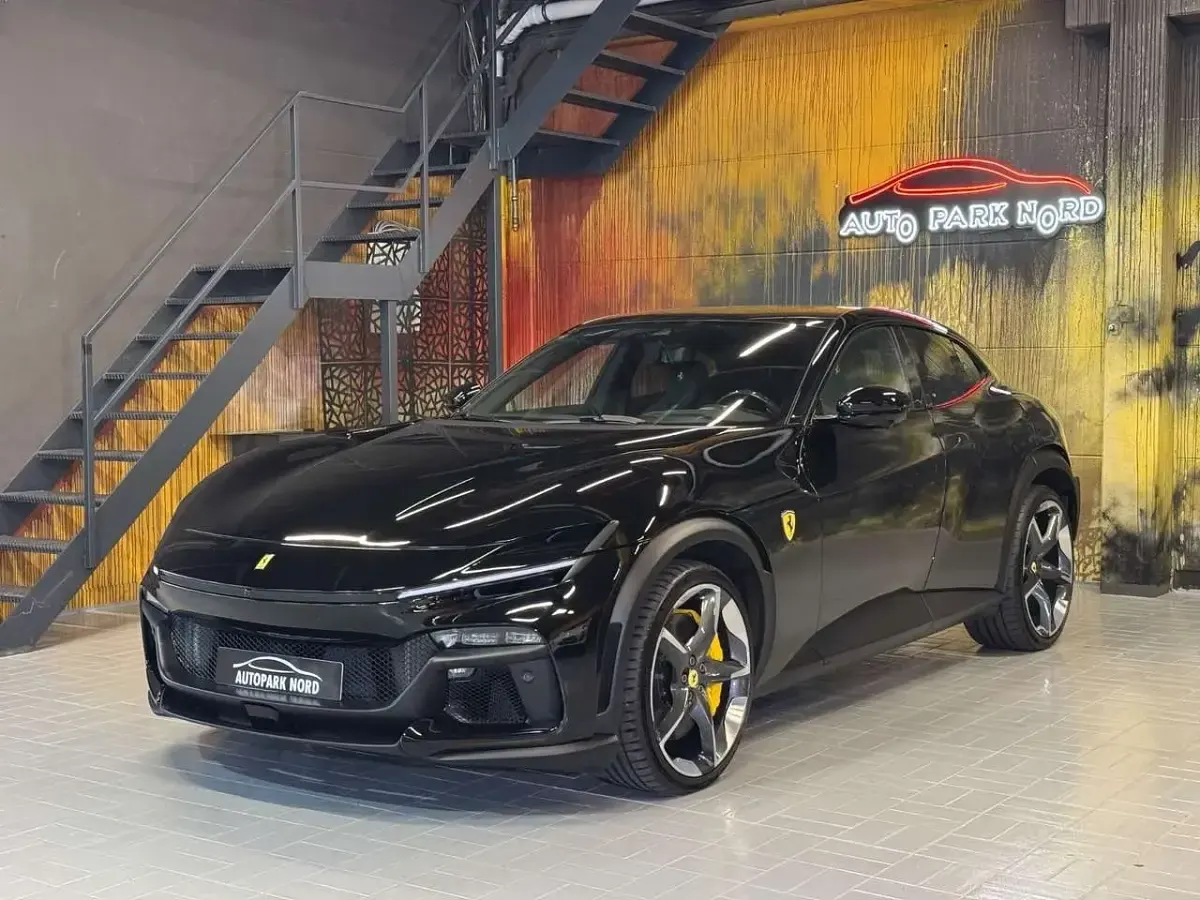 Neu Ferrari Purosangue 725 PS (533 kW) 2026 Nero SUV