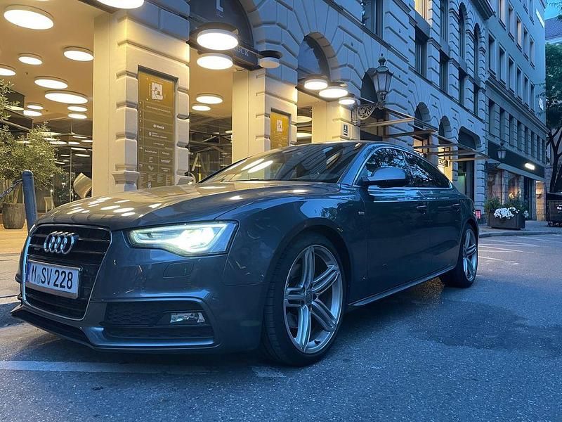 Grau Gebraucht 2012 Audi A5 Sportback S-Line Limousine | 14.900 € (Fairer Preis) - Bild 1/4