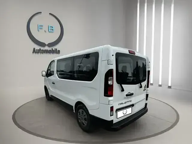 Gebraucht Fiat Talento Family 120 PS (88 kW) 2018 Weiß Van / Kleinbus