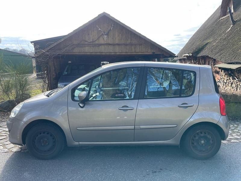 Gebraucht Renault Modus Expression 75 PS (55 kW) 2011 Grau Van / Kleinbus