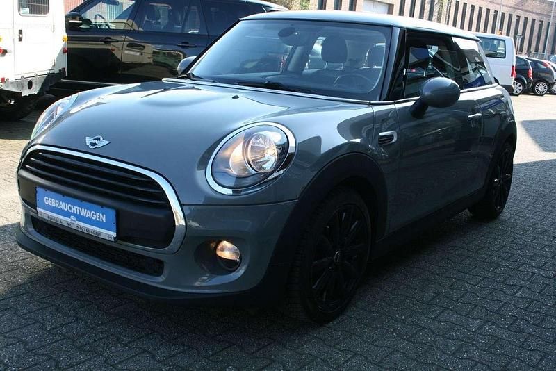 Gebraucht Mini ONE 102 PS (75 kW) 2018 Rooftop grey Kleinwagen