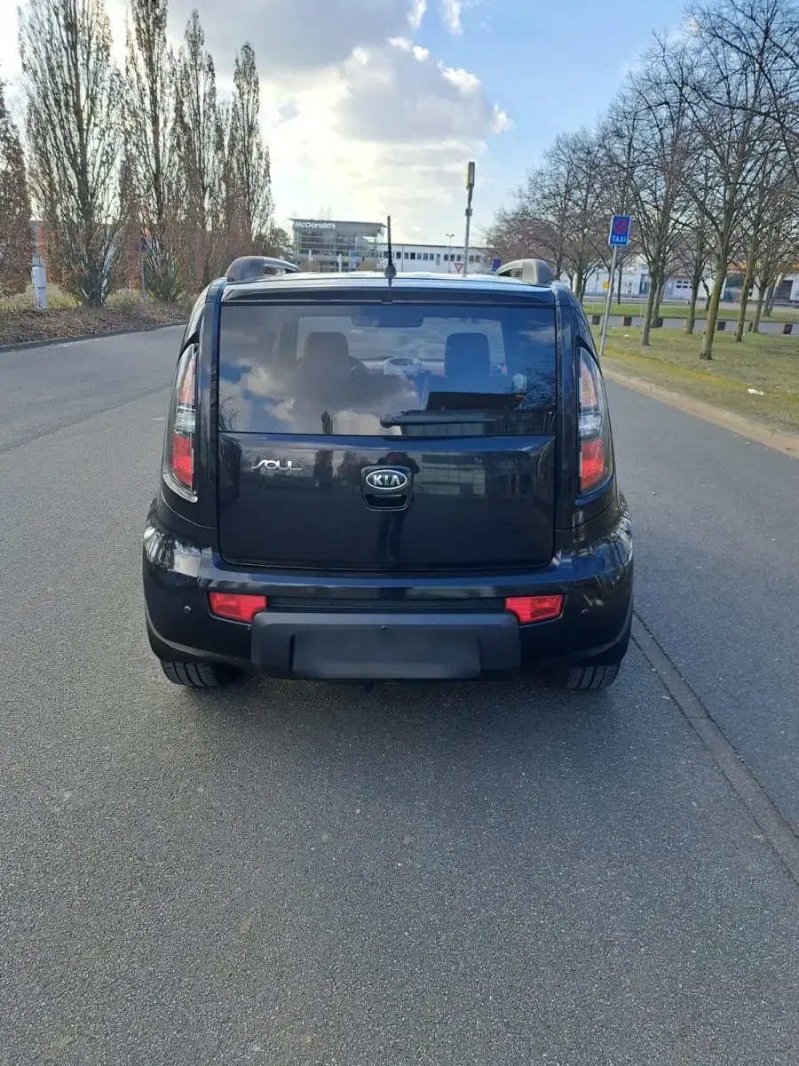 Gebraucht Kia Soul 126 PS (92 kW) 2010 Schwarz SUV