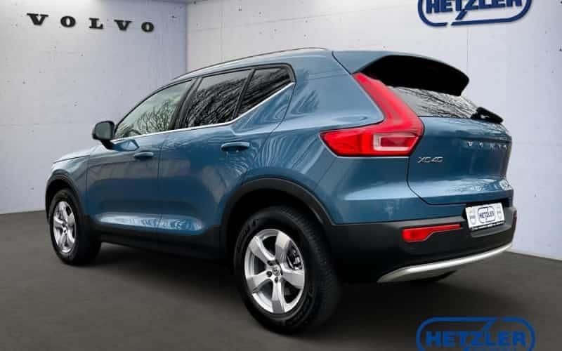 Gebraucht Volvo XC40 Plus 197 PS (144 kW) 2023 Blau SUV