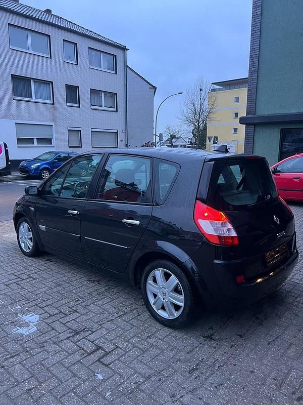 Gebraucht Renault Scénic II 113 PS (83 kW) 2004 Schwarz Van / Kleinbus