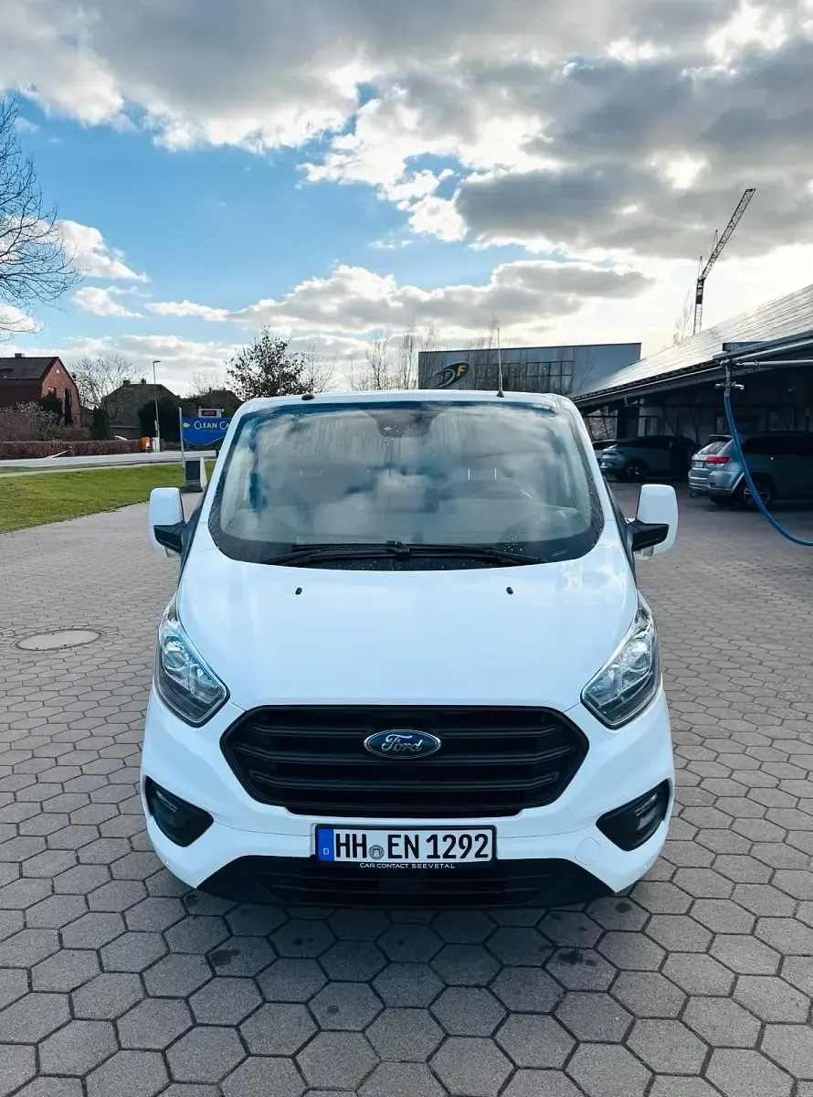 Gebraucht Ford Transit Custom 130 PS (95 kW) 2018 Weiß Van