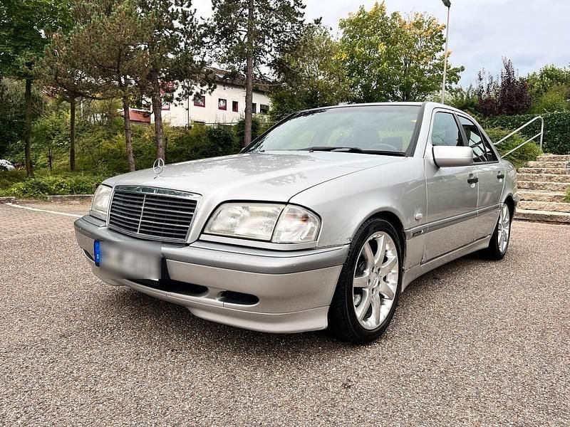 Silber Gebraucht 1998 Mercedes C180 Limousine | 1.999 € (Superpreis) - Bild 1/4