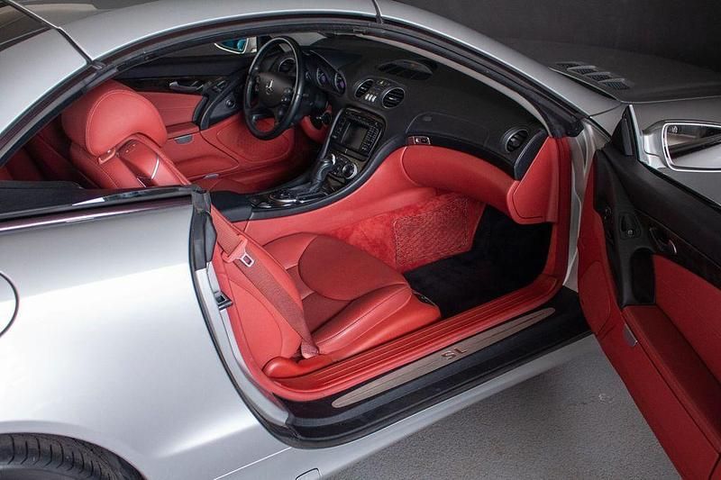 Gebraucht Mercedes SL500 306 PS (225 kW) 2004 Silber Cabrio
