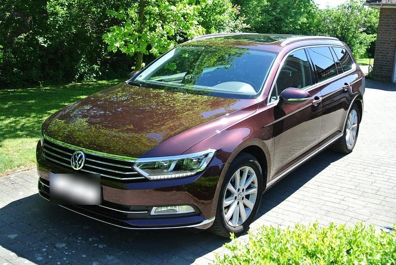 Gebraucht VW Passat Highline 150 PS (110 kW) 2016 Rot Kombi