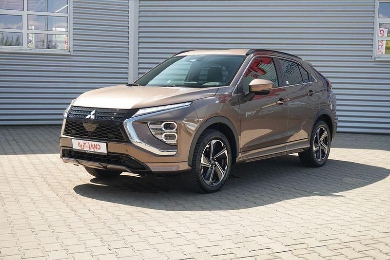 Gebraucht Mitsubishi Eclipse Cross Plus 188 PS (138 kW) 2022 Braun SUV