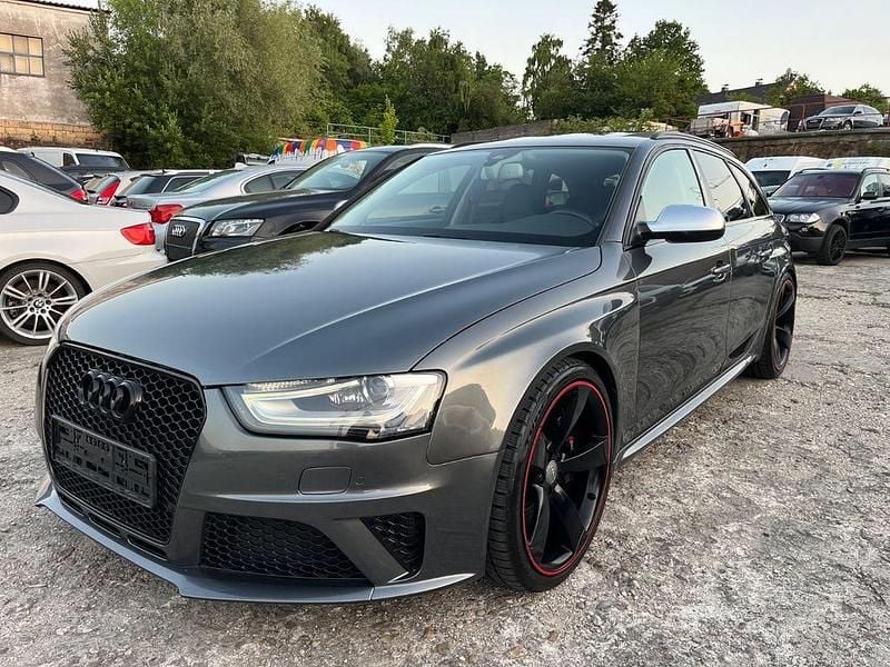 Grau Gebraucht 2015 Audi RS4 Performance Kombi | 29.950 € (Superpreis) - Bild 1/4