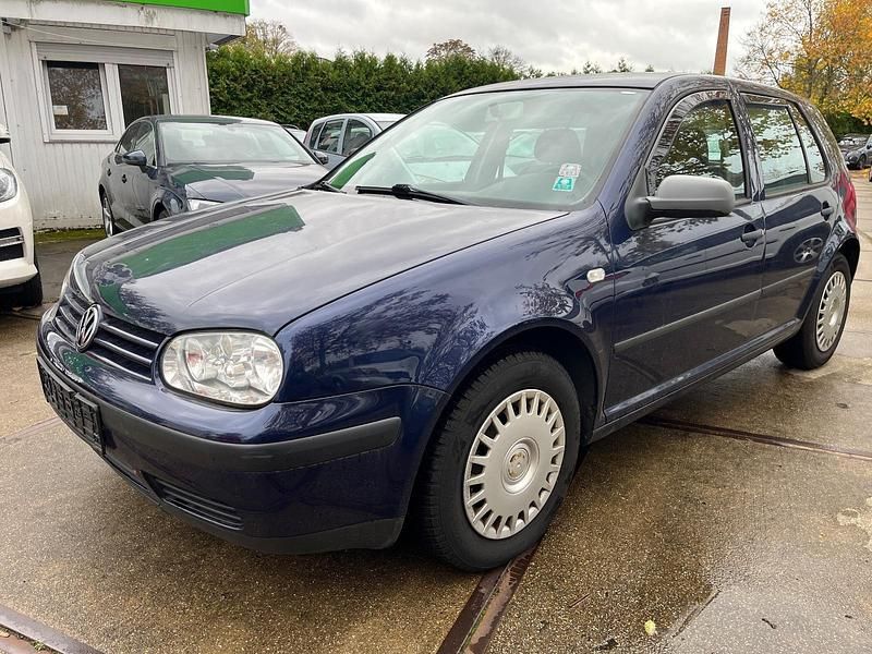 Blau Gebraucht 2000 VW Golf IV Limousine | 299 € (Superpreis) - Bild 1/4