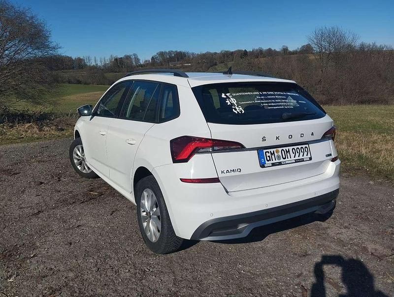 Gebraucht Skoda Kamiq Ambition 90 PS (66 kW) 2020 Weiß SUV