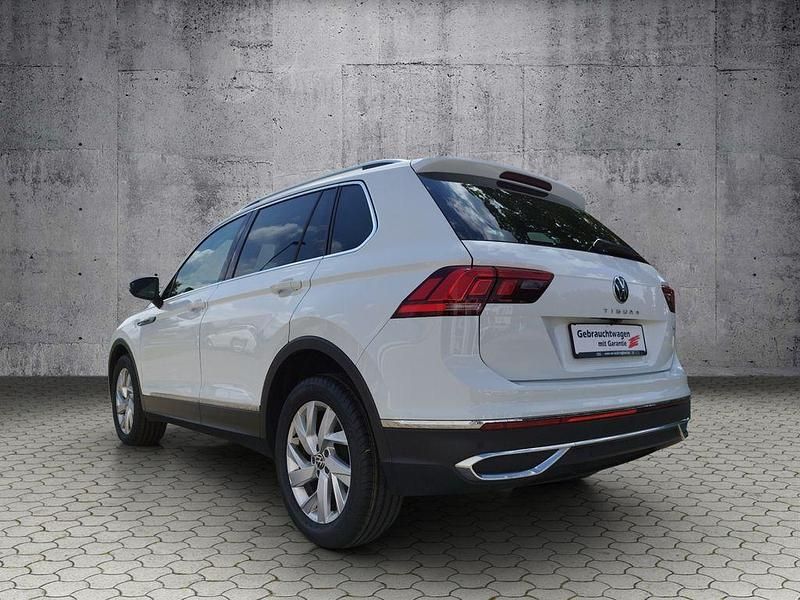 Gebraucht VW Tiguan Elegance 200 PS (147 kW) 2020 Pure white SUV