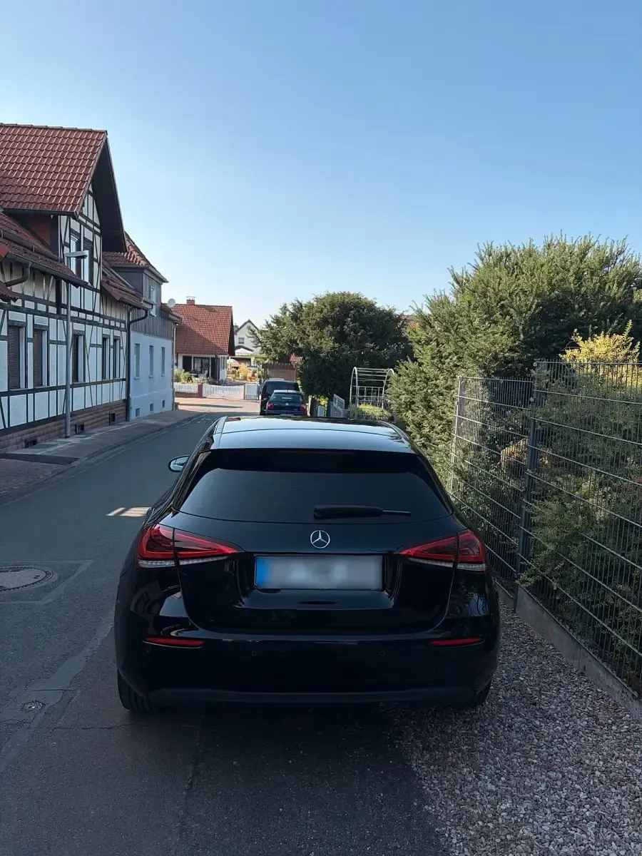 Gebraucht Mercedes A200 Progressive 150 PS (110 kW) 2020 Schwarz Limousine
