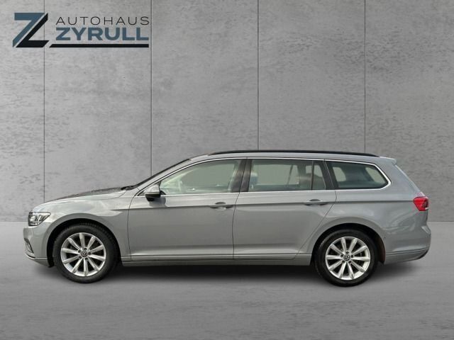 Gebraucht VW Passat Business 150 PS (110 kW) 2023 Grau Kombi