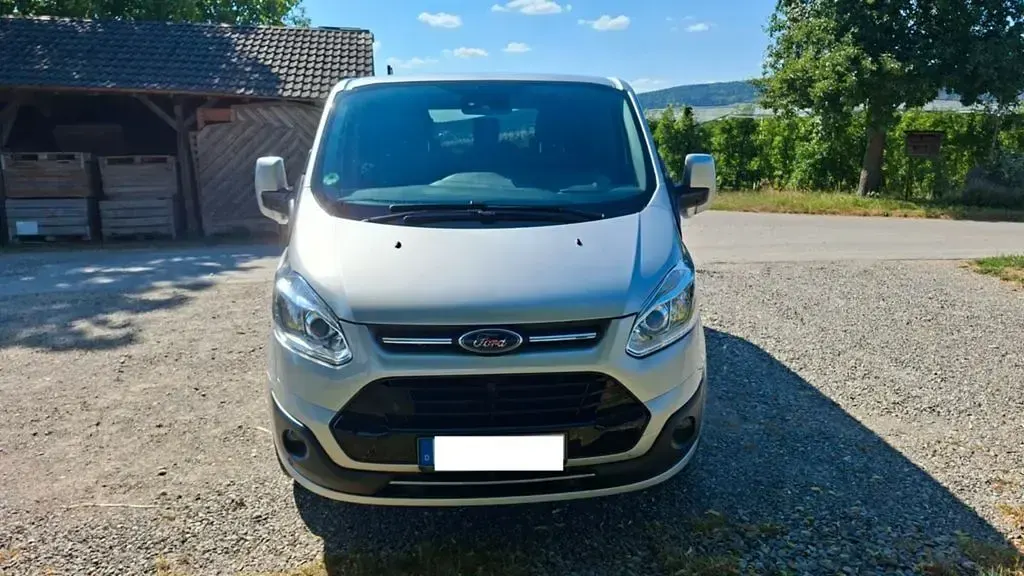 Gebraucht Ford Tourneo Custom 170 PS (125 kW) 2017 Silber Van