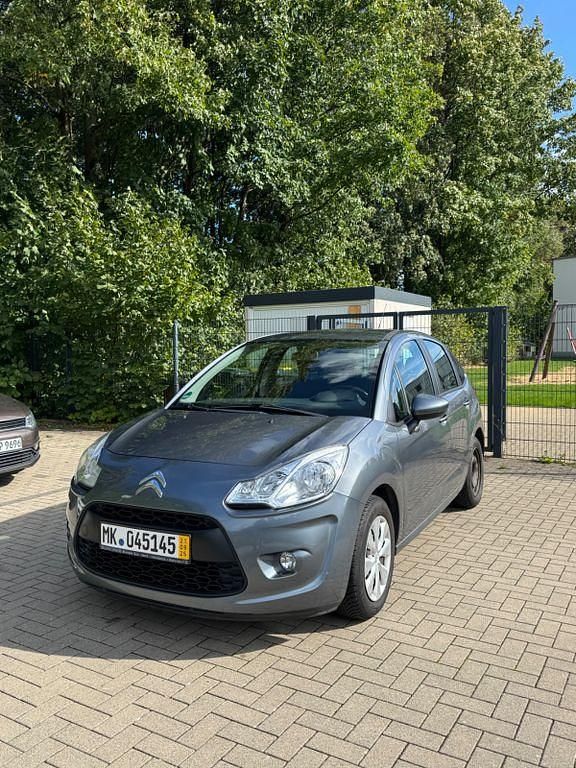 Grau Gebraucht 2010 Citroën C3 Tendance Kleinwagen | 3.000 € (Fairer Preis) - Bild 1/4
