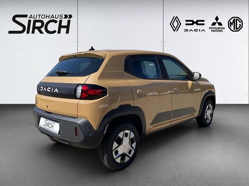 Usata Dacia Spring Expression 33 kW (45 CV) 2024 Beige Utilitaria