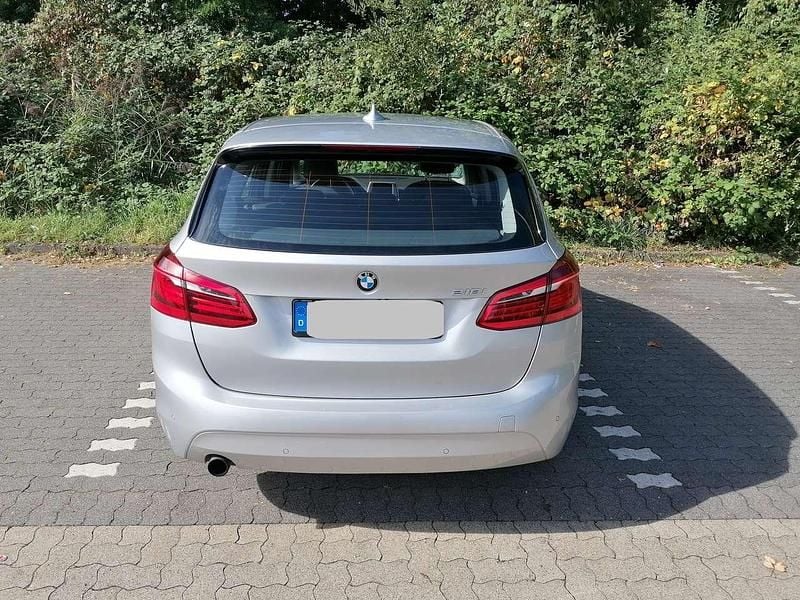 Gebraucht BMW 218 136 PS (100 kW) 2015 Silber Kombi
