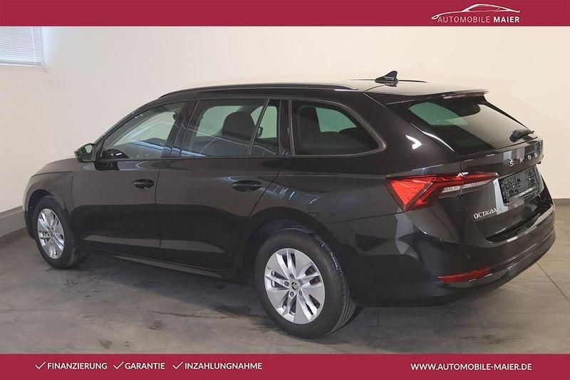 Gebraucht Skoda Octavia Ambition 150 PS (110 kW) 2022 Schwarzmagic perleffekt Kombi