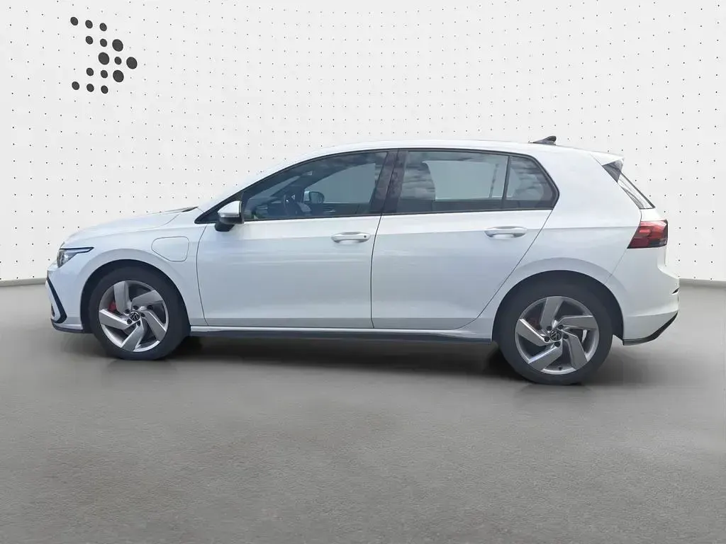 Gebraucht VW Golf VIII GTE 245 PS (180 kW) 2021 Pure white Limousine