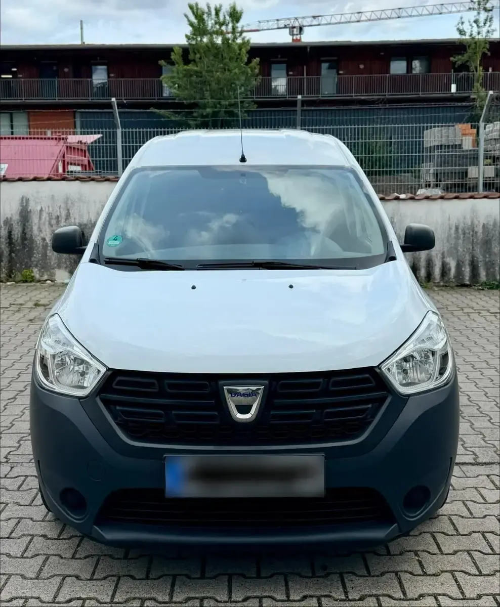 Gebraucht Dacia Dokker 75 PS (55 kW) 2020 Weiß Van / Kleinbus