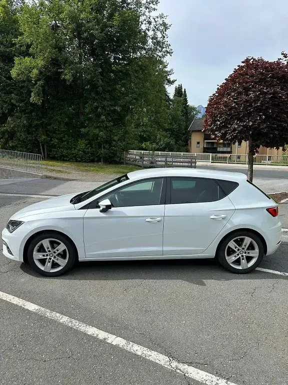Gebraucht Seat Leon ST FR 131 PS (96 kW) 2020 Weiß Kombi