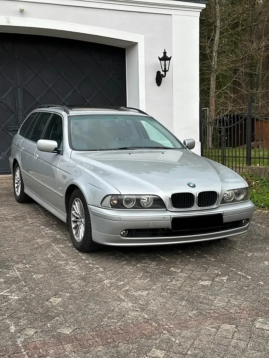 Second-hand BMW 530 193 CP (141 kW) 2003 Argintiu Break