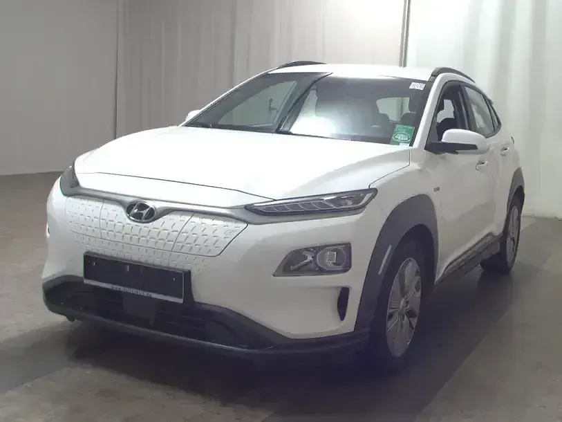 Gebraucht Hyundai Kona Select 150 kW (204 PS) 2020 Weiß SUV
