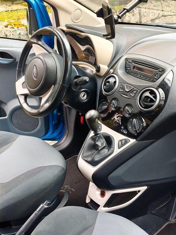 Gebraucht Ford Ka Titanium 69 PS (50 kW) 2010 Blau Kleinwagen