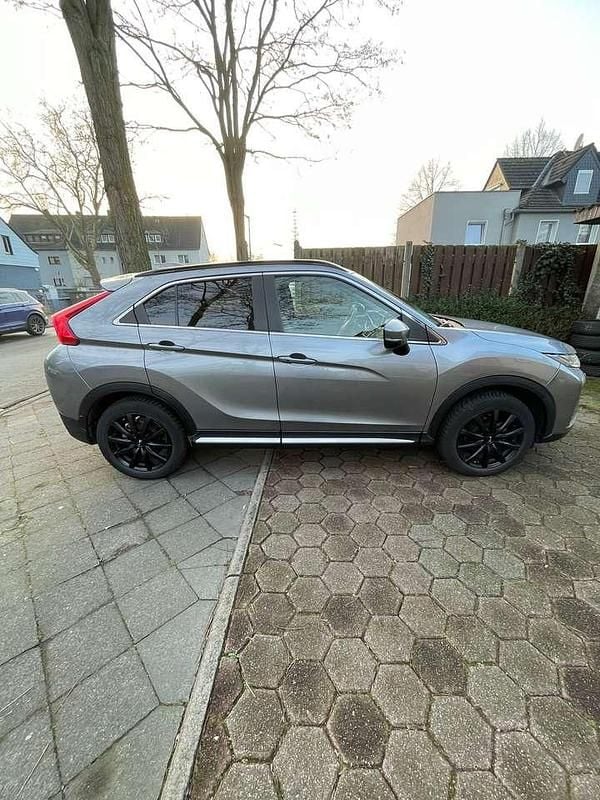 Gebraucht 2018 Mitsubishi Eclipse Cross Top SUV | 16.200 € (Guter Preis) - Bild 1/4