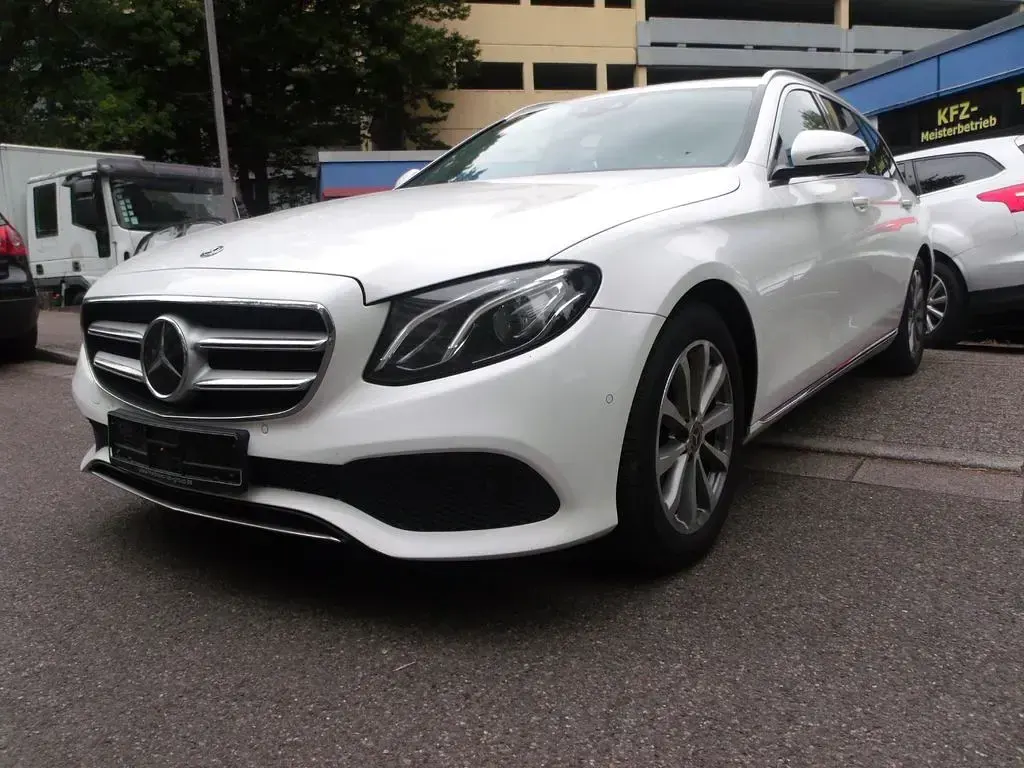 Gebraucht Mercedes E220 All-Terrain 194 PS (142 kW) 2018 Kombi