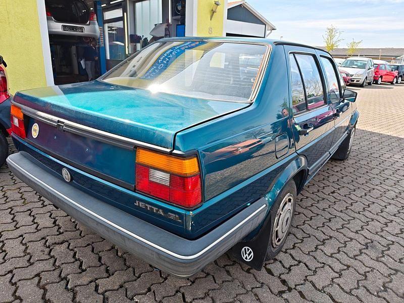 Używany VW Jetta 75 KM (55 kW) 1984 Niebieski Sedan/Limuzyna