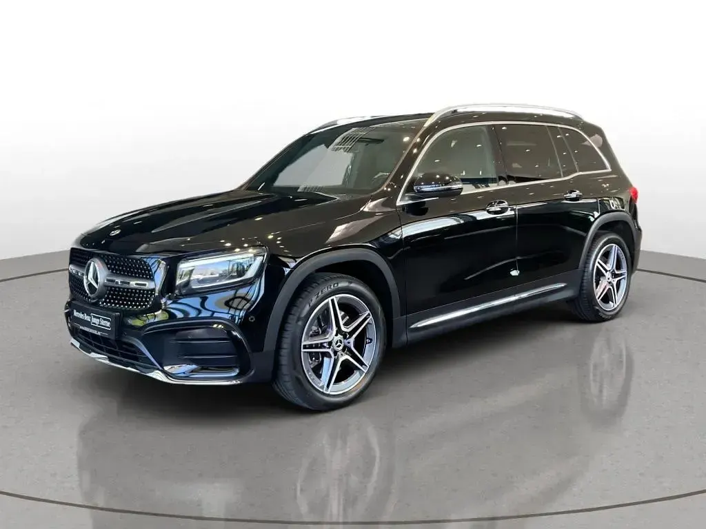 Gebraucht Mercedes GLB220 AMG line 190 PS (139 kW) 2024 Schwarz SUV