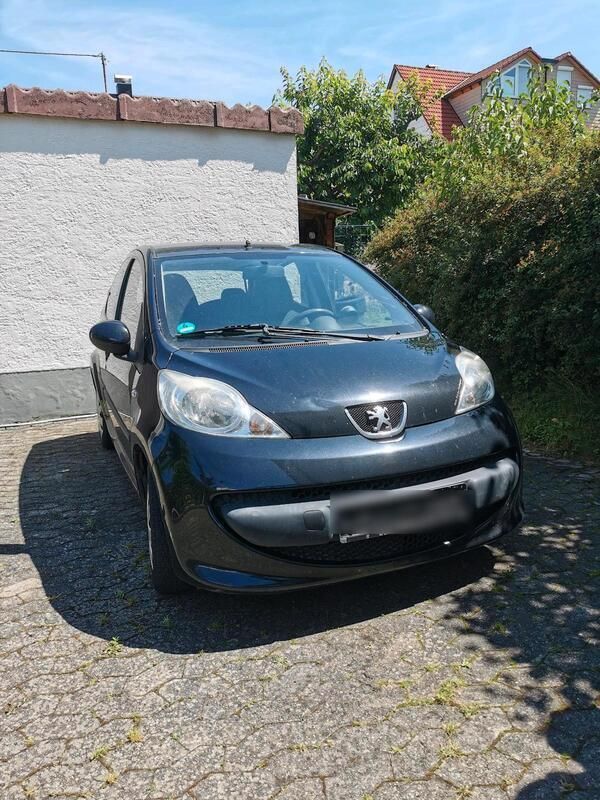 Schwarz Gebraucht 2006 Peugeot 107 Kleinwagen | 550 € - Bild 1/4