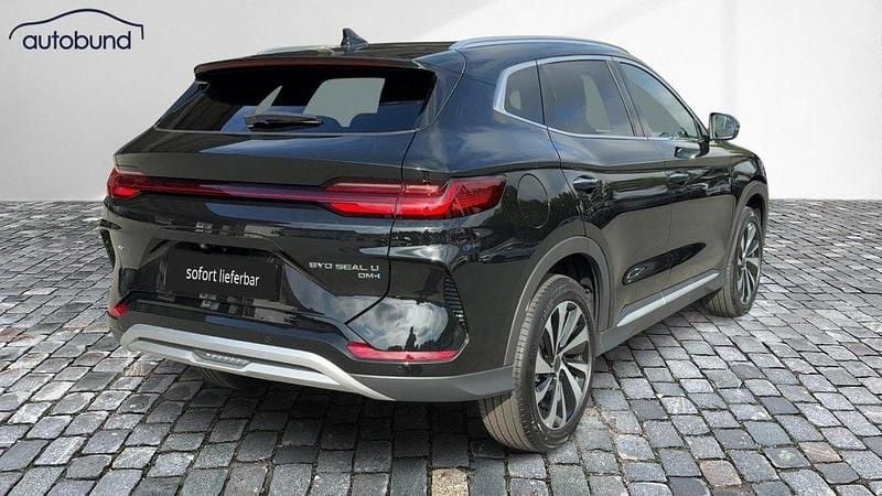 Neu BYD Seal U Boost 218 PS (160 kW) 2025 Schwarz SUV