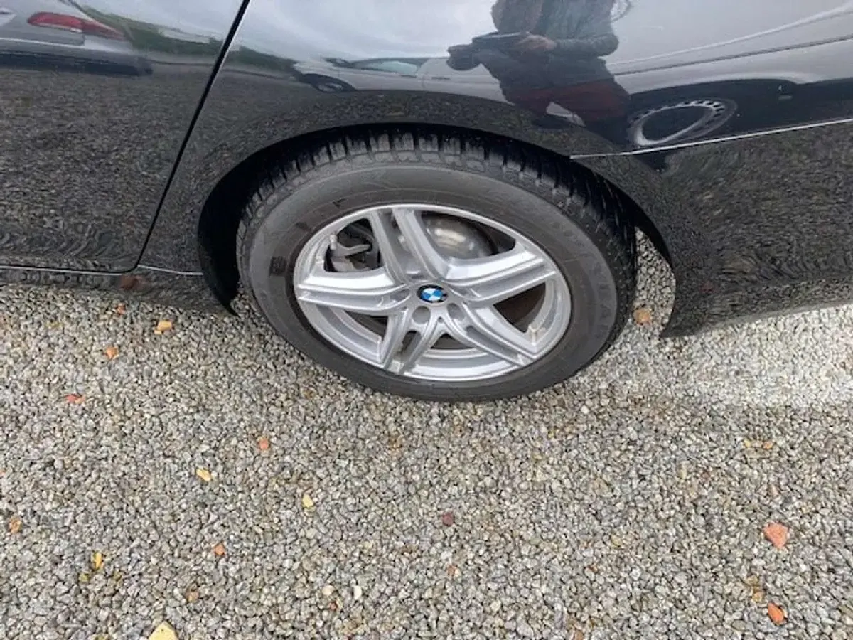 Gebraucht BMW 520 184 PS (135 kW) 2018 Black sapphire metallic Limousine
