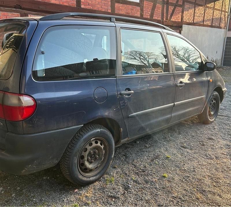 Gebraucht Ford Galaxy 90 PS (66 kW) 1997 Blau Van / Kleinbus