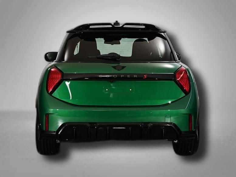 Second-hand Mini Cooper S 204 CP (150 kW) 2026 Verde Hatchback