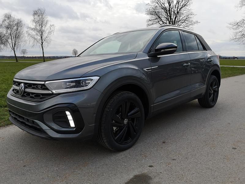 Neu VW T-Roc R-line 150 PS (110 kW) 2026 Indiumgrau metallic SUV