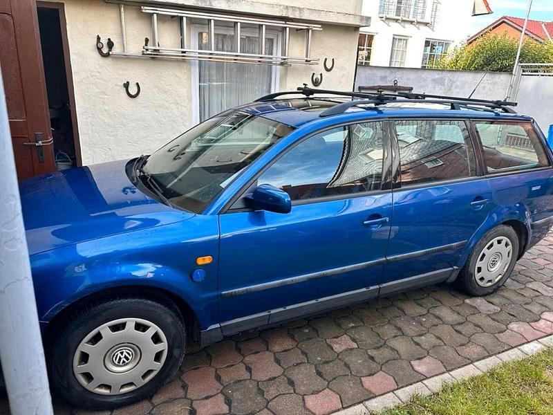 Gebraucht VW Passat 100 PS (73 kW) 1997 Blau Kombi