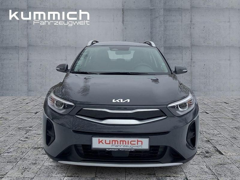 Gebraucht Kia Stonic Vision 84 PS (61 kW) 2022 Grau SUV