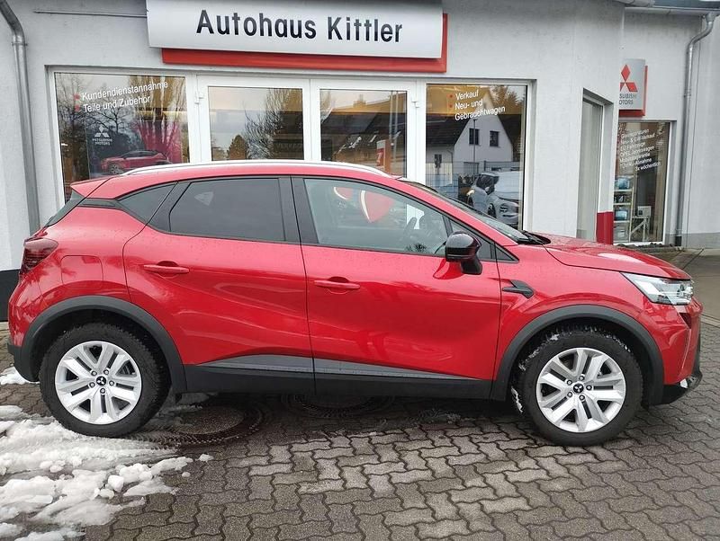 Gebraucht Mitsubishi ASX Plus 91 PS (66 kW) 2023 Aurorarot SUV