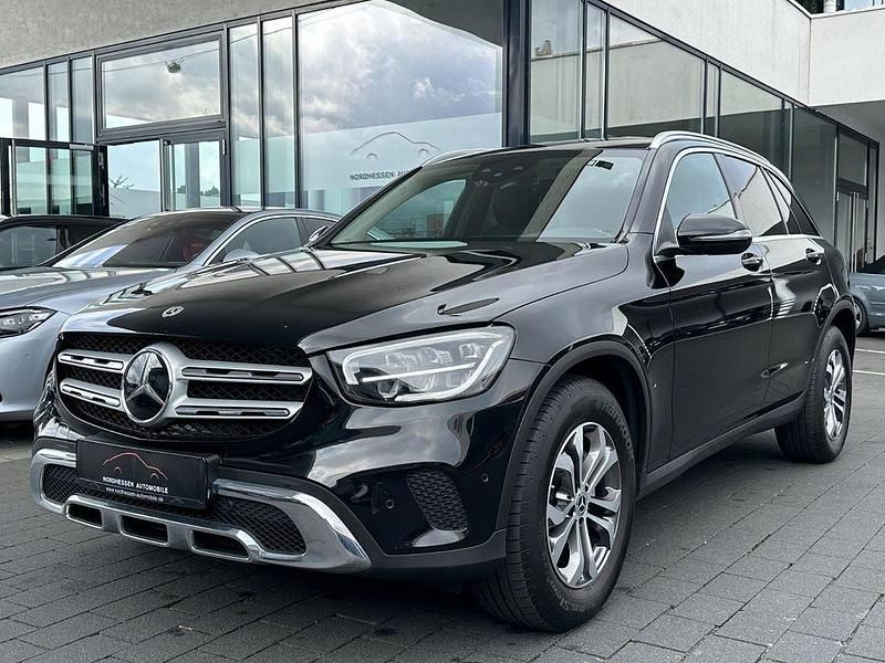 Schwarz Gebraucht 2021 Mercedes GLC220 SUV | 27.890 € (Guter Preis) - Bild 1/4